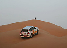 开云部门-F1伊莫拉站汉密尔顿夺冠 梅奔达成七连冠创造历史